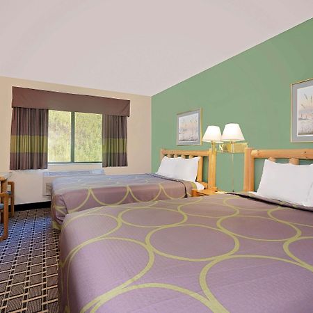 Hotel Super 8 By Wyndham Cloquet Exterior foto