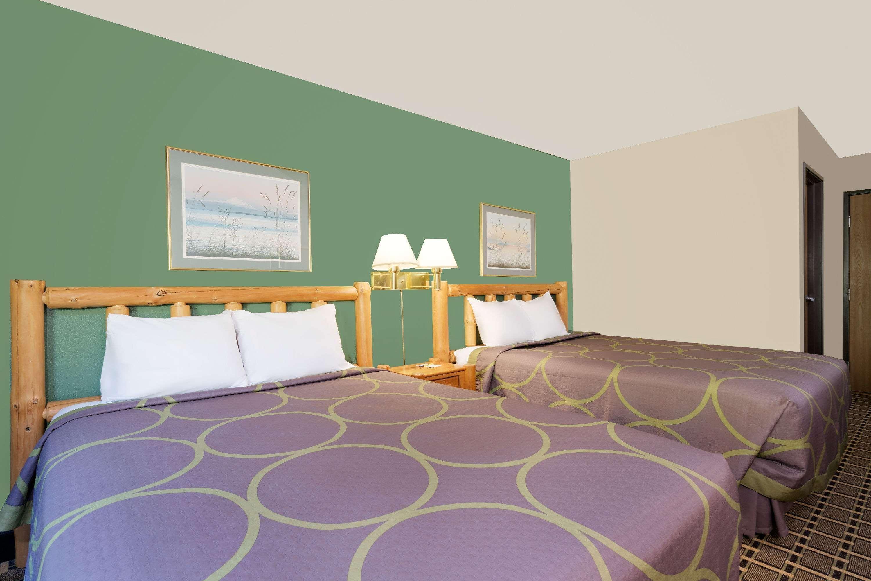 Hotel Super 8 By Wyndham Cloquet Exterior foto